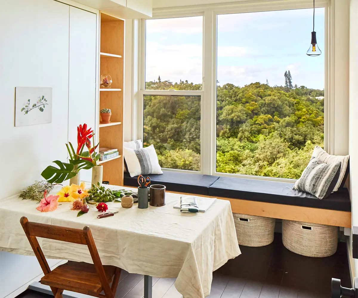 Andersen 100 Series casement and picture window combination